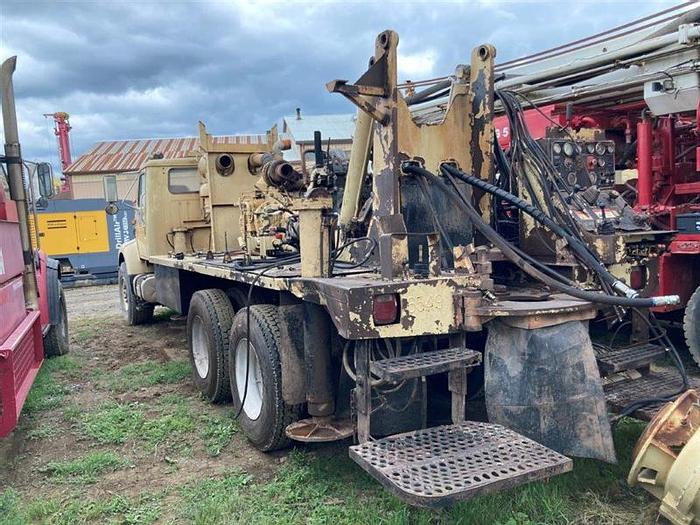 Used 2000 Ingersoll-Rand T3W Drill Rig
