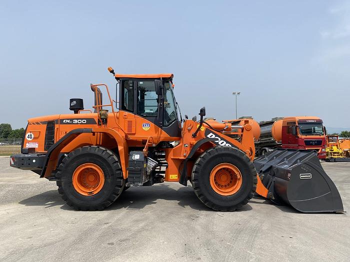 Usato 2014 DOOSAN DL 300-3