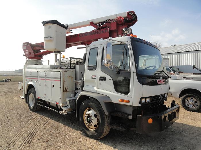 Used 2004 GMC t7500