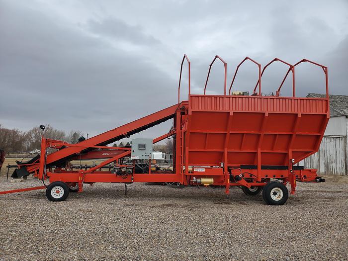 Used 2019 Milestone MS4210 Potato Even Flow