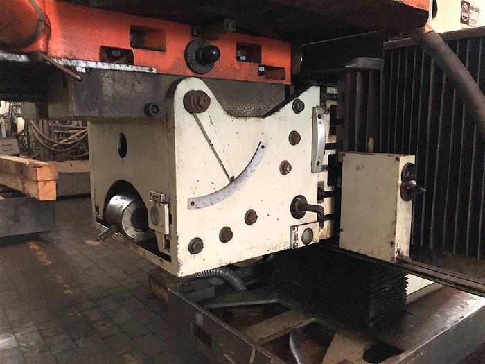 Gebraucht Werkzeugfräsmaschine Universal MAHO MH 800