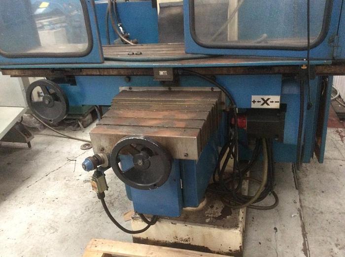 Used Pinnacle PKVMC Toolroom Milling Machine