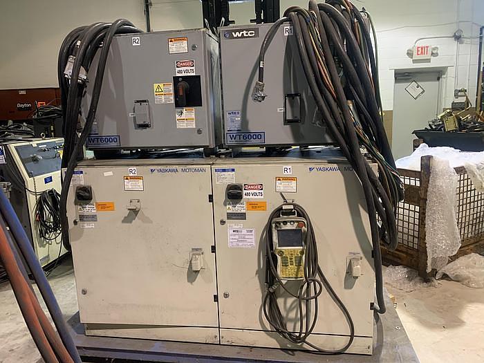 Used YASKAWA MOTOMAN ES165D 6 AXIS CNC ROBOT WITH DX100 CONTROLLER WITH SPOT WELDING GUN