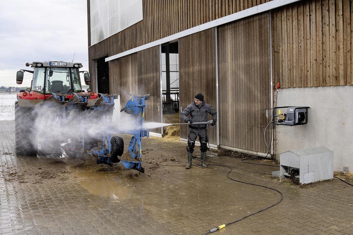 High-pressure cleaner HD 13/18-4 S ST Classic