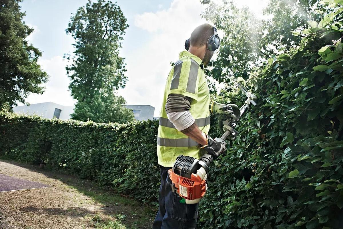 HUSQVARNA 122HD60