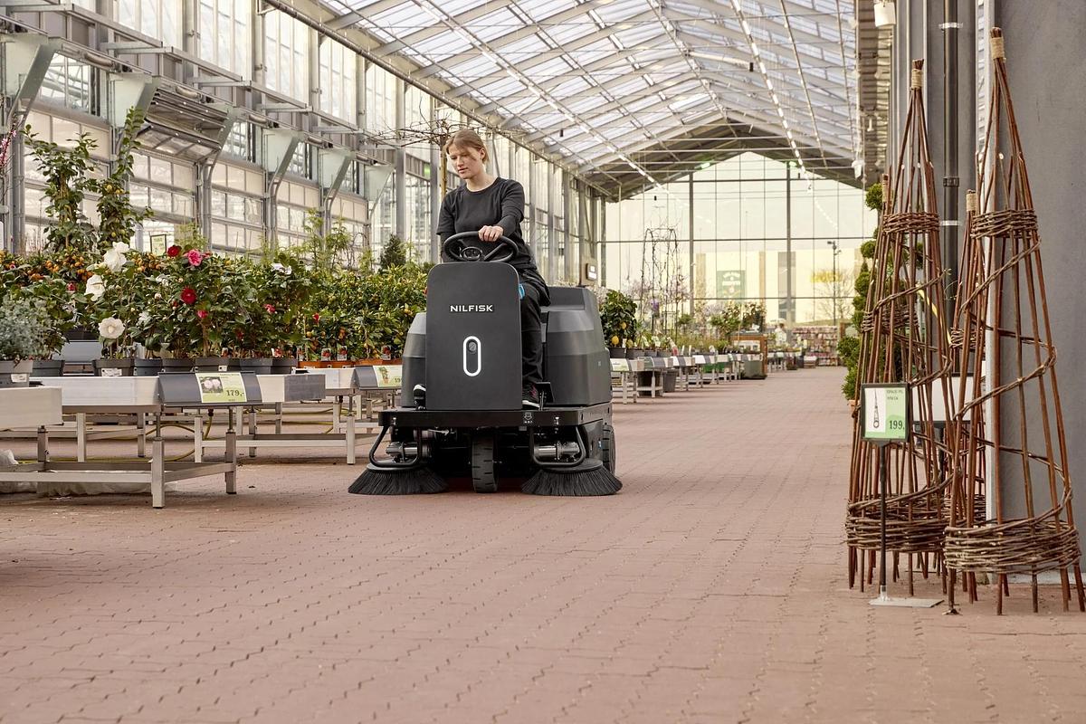 SW3000 LI-ION NA SWEEPER