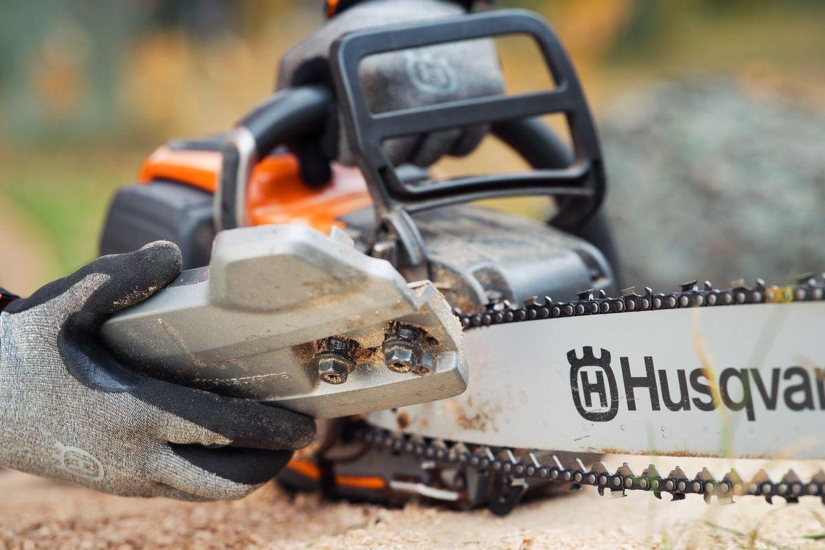 Husqvarna 550i XP® with battery and charger