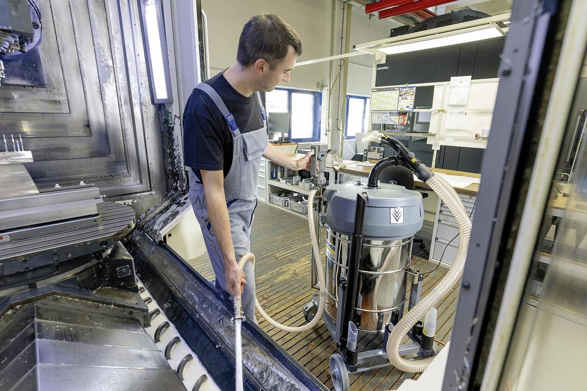 Industrial vacuums IVR-L 100/24-2 Tc Me Dp