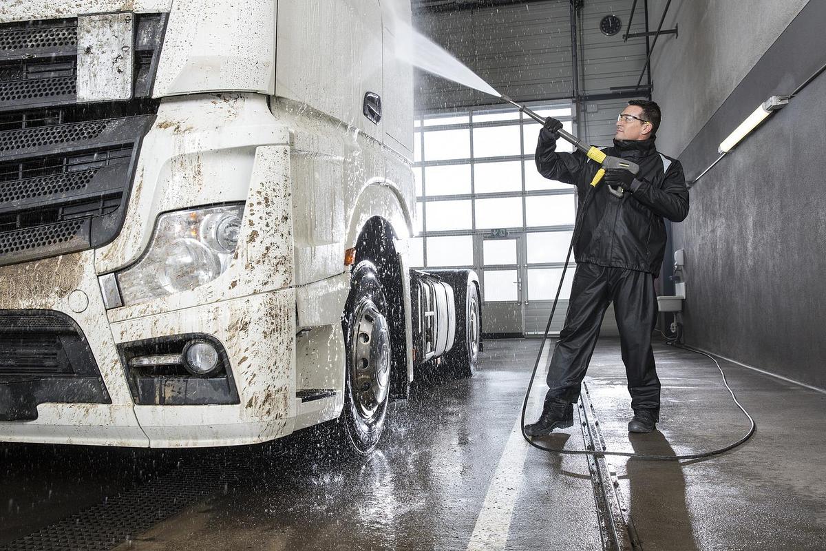 High-pressure cleaner HD 25/15-4 St