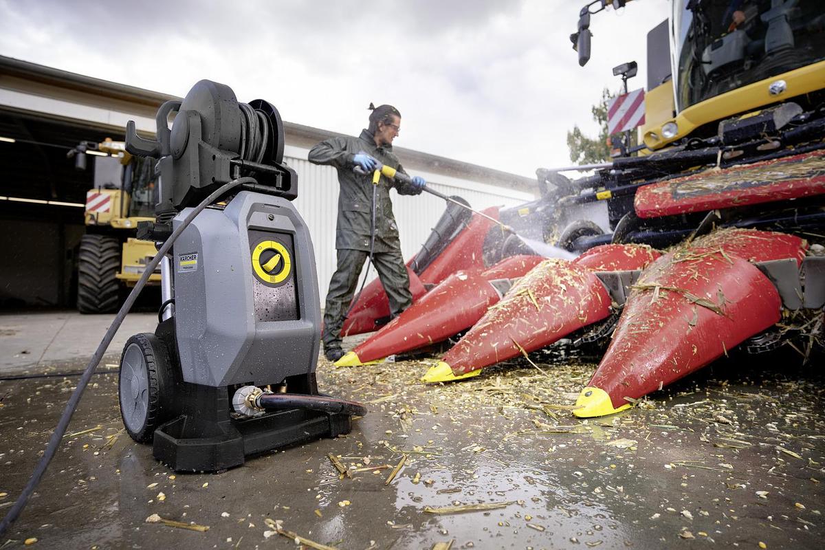 High-pressure cleaner HD 10/25-4 SXA Plus
