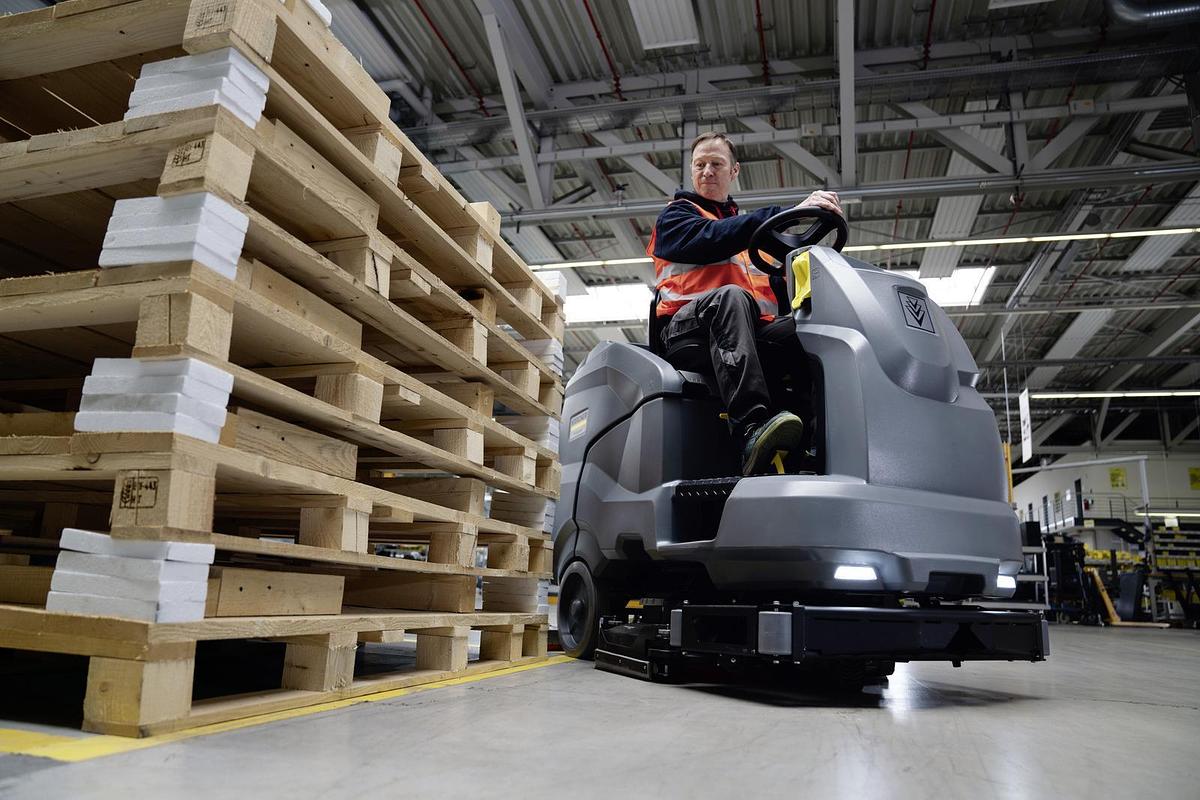 Scrubber dryer B 220 R BpPack+DOSE+285 Ah+D110+Ri+Beacon