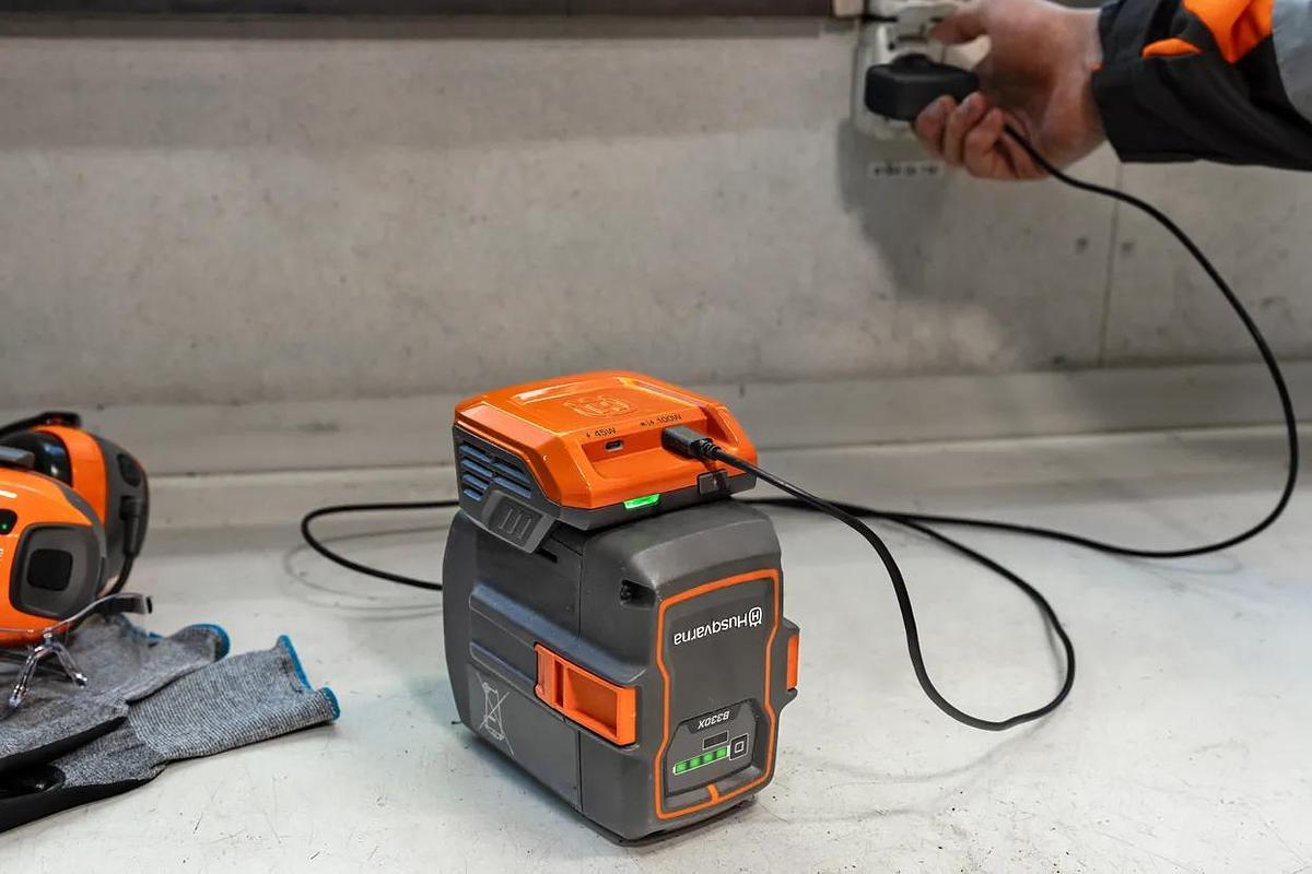 Husqvarna 40-USB150X