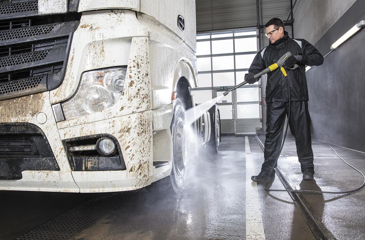 High-pressure cleaner HD 25/15-4 St Classic