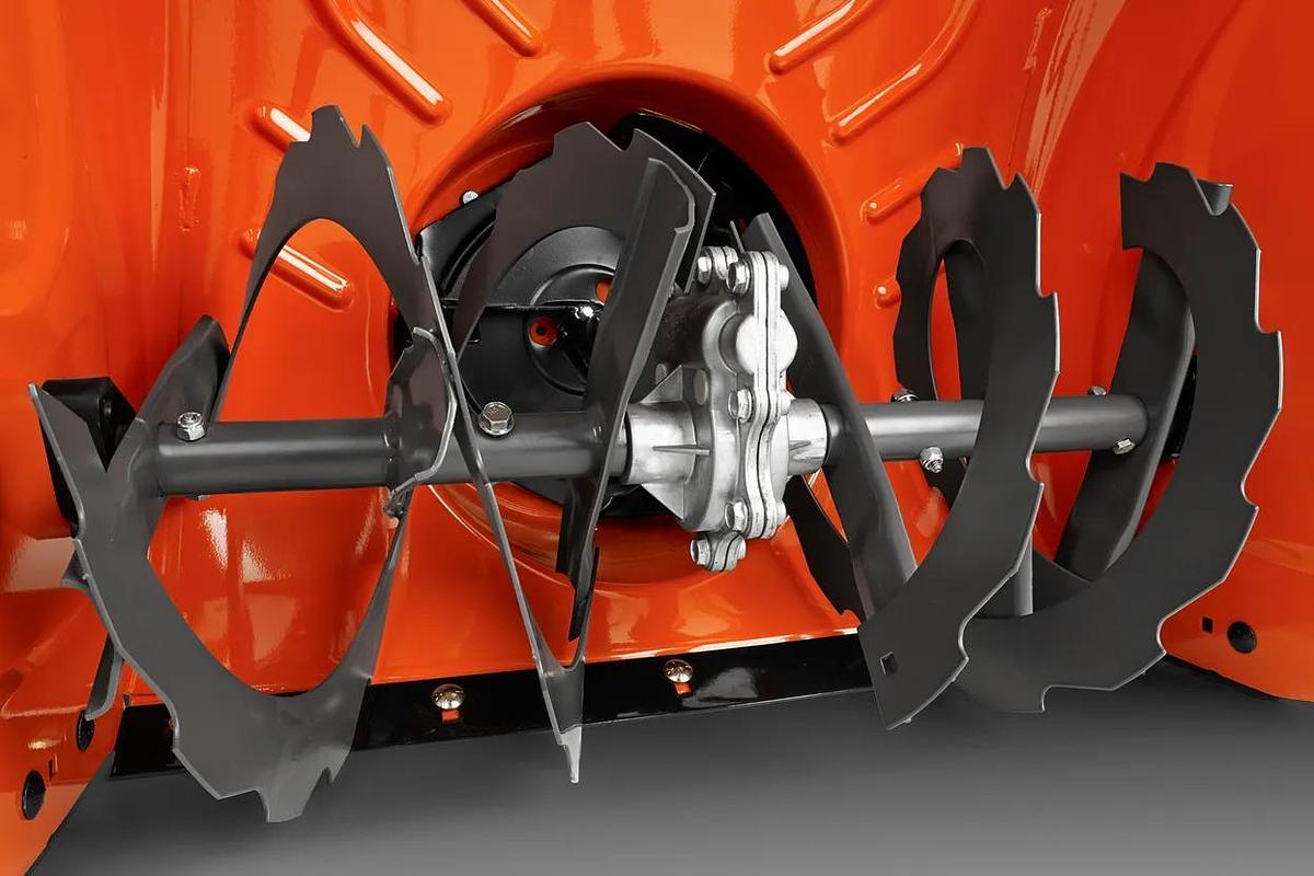 Husqvarna ST124 Snow Blower
