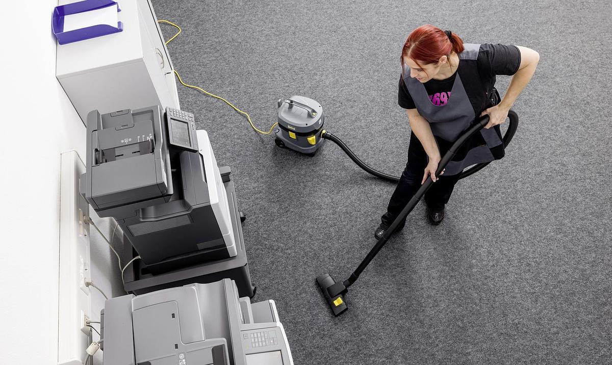 Dry vacuum cleaner T 11/1 Classic