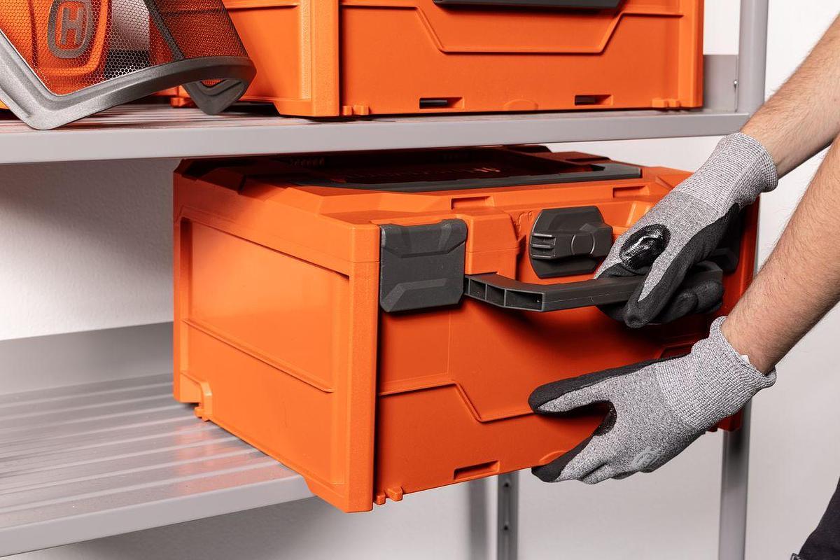 Husqvarna Battery Box with M&L Insert