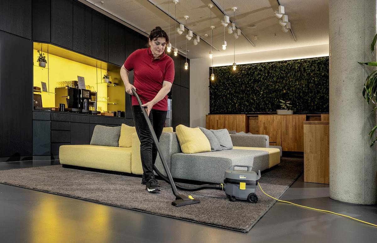 Dry vacuum cleaner T 7/1 Classic Adv