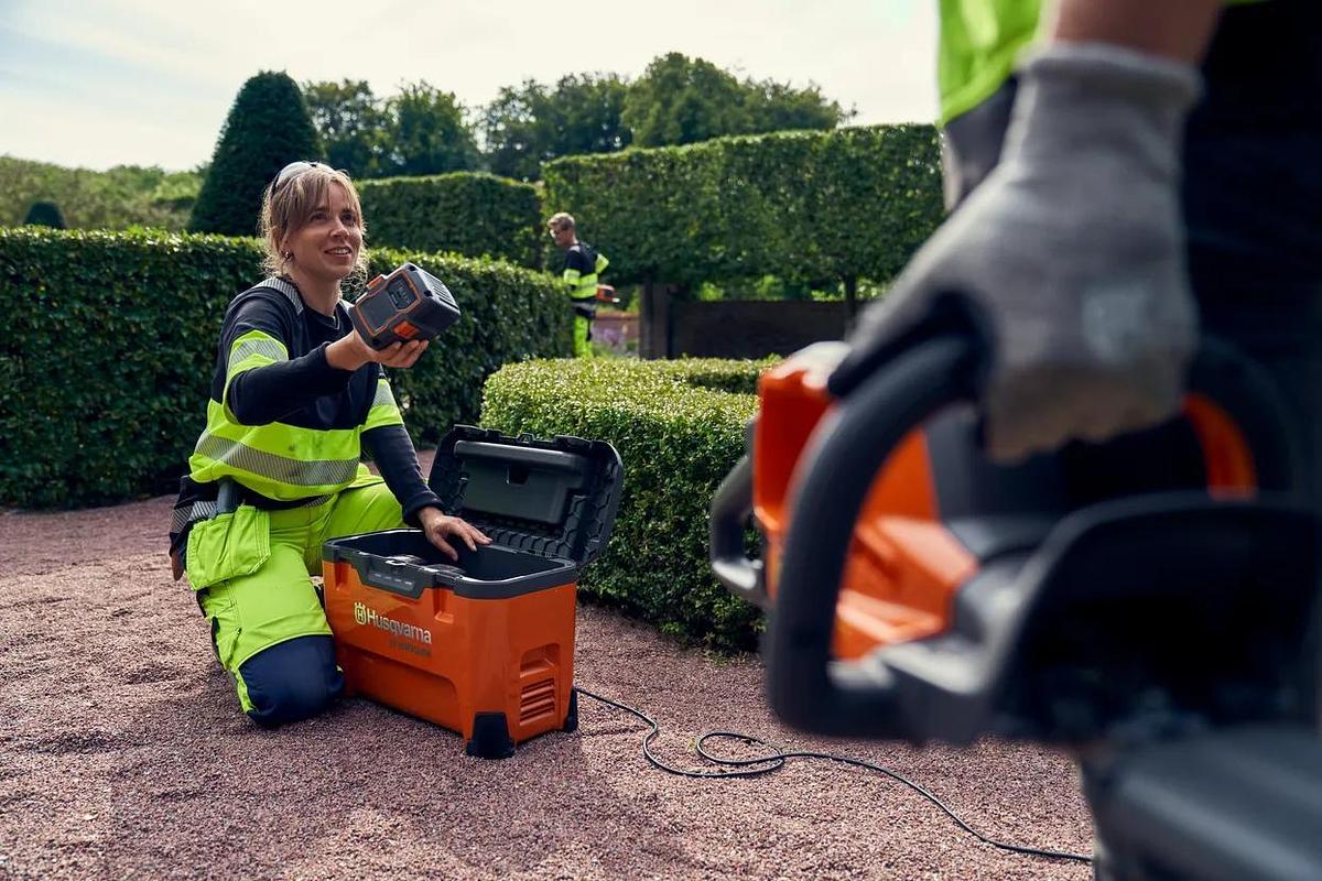 Husqvarna 40-C1000X4