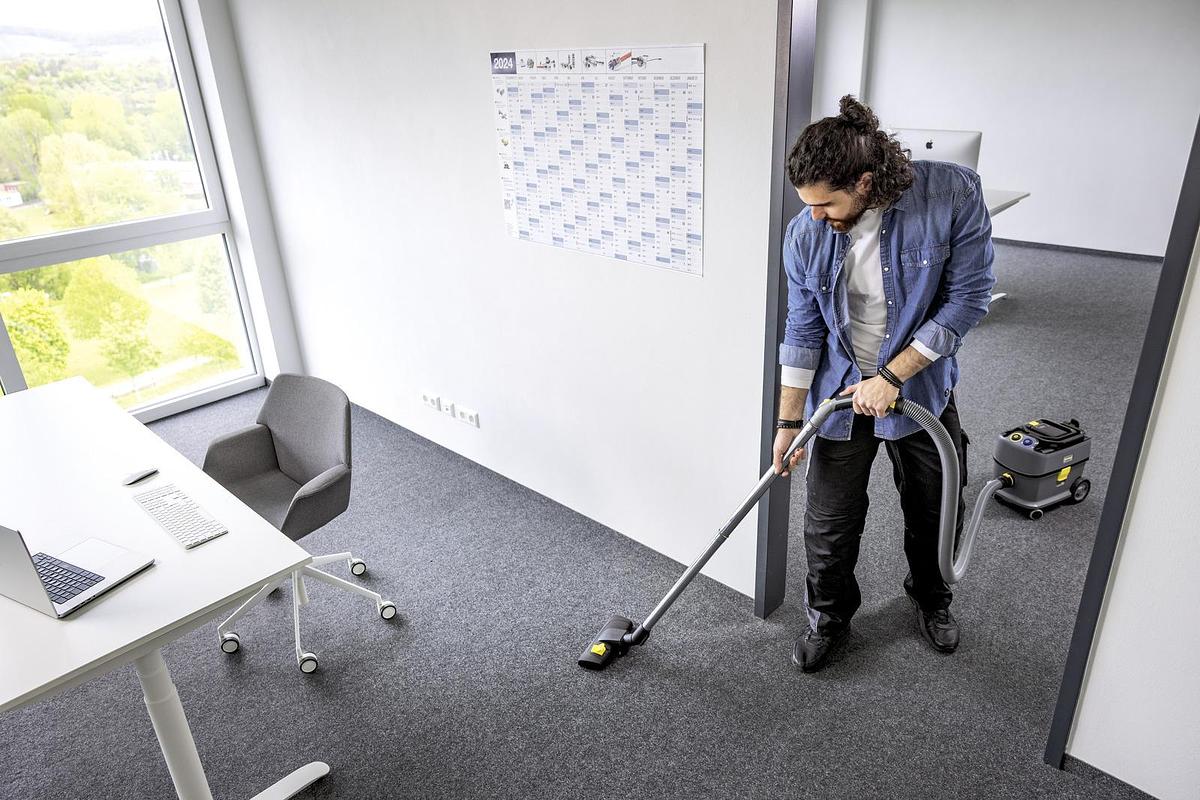 battery-powered vacuum cleaner T 10/1 Bp
