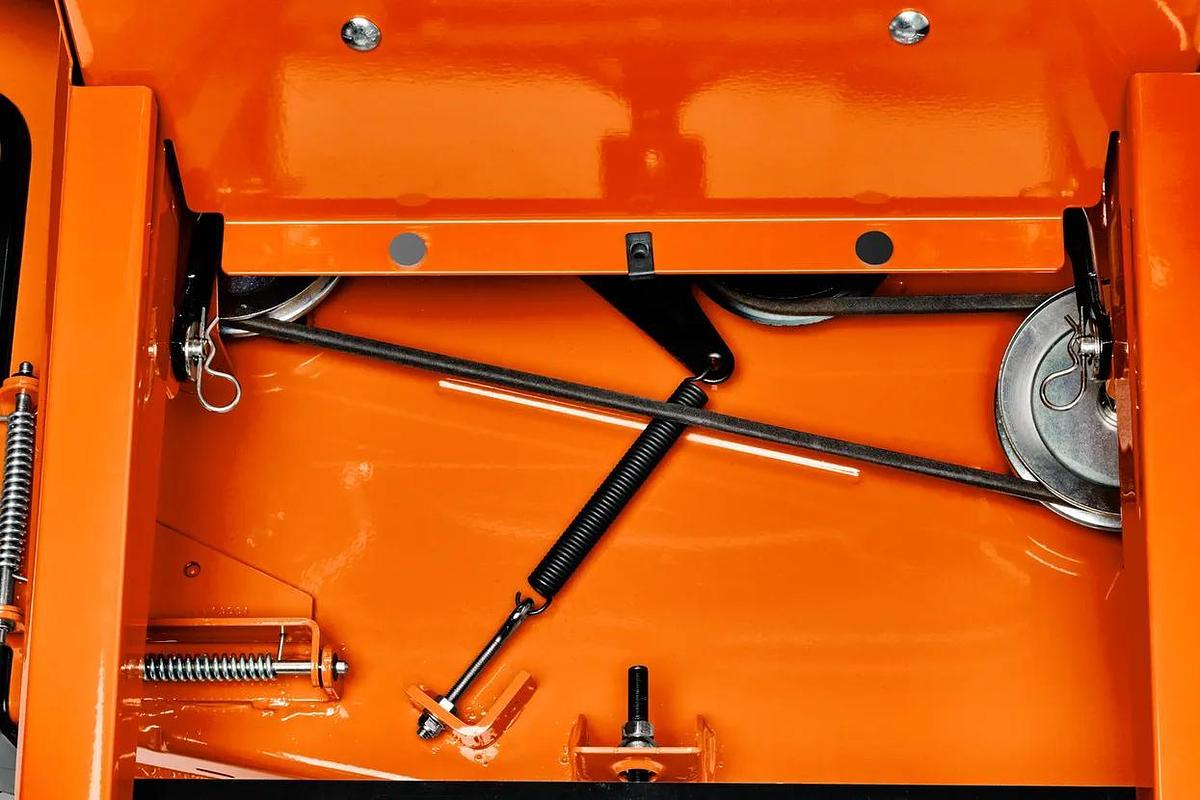 Husqvarna Z242F Special Edition