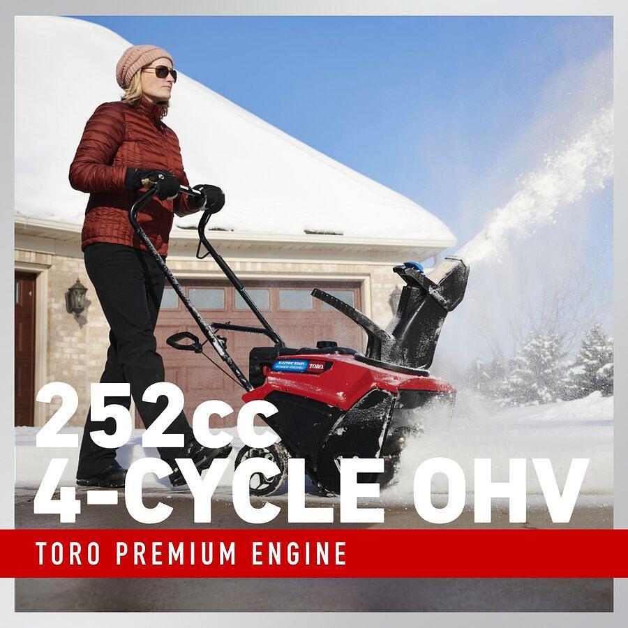 21 in. (53 cm) Power Clear® 821 R-C Gas Snow Blower