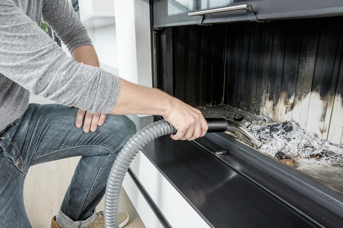 Ash vacuum cleaner AD 2