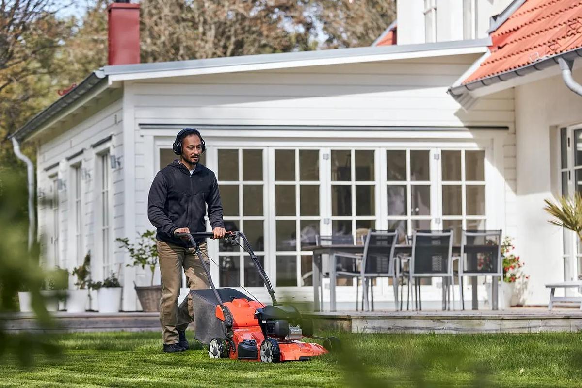 Husqvarna W520