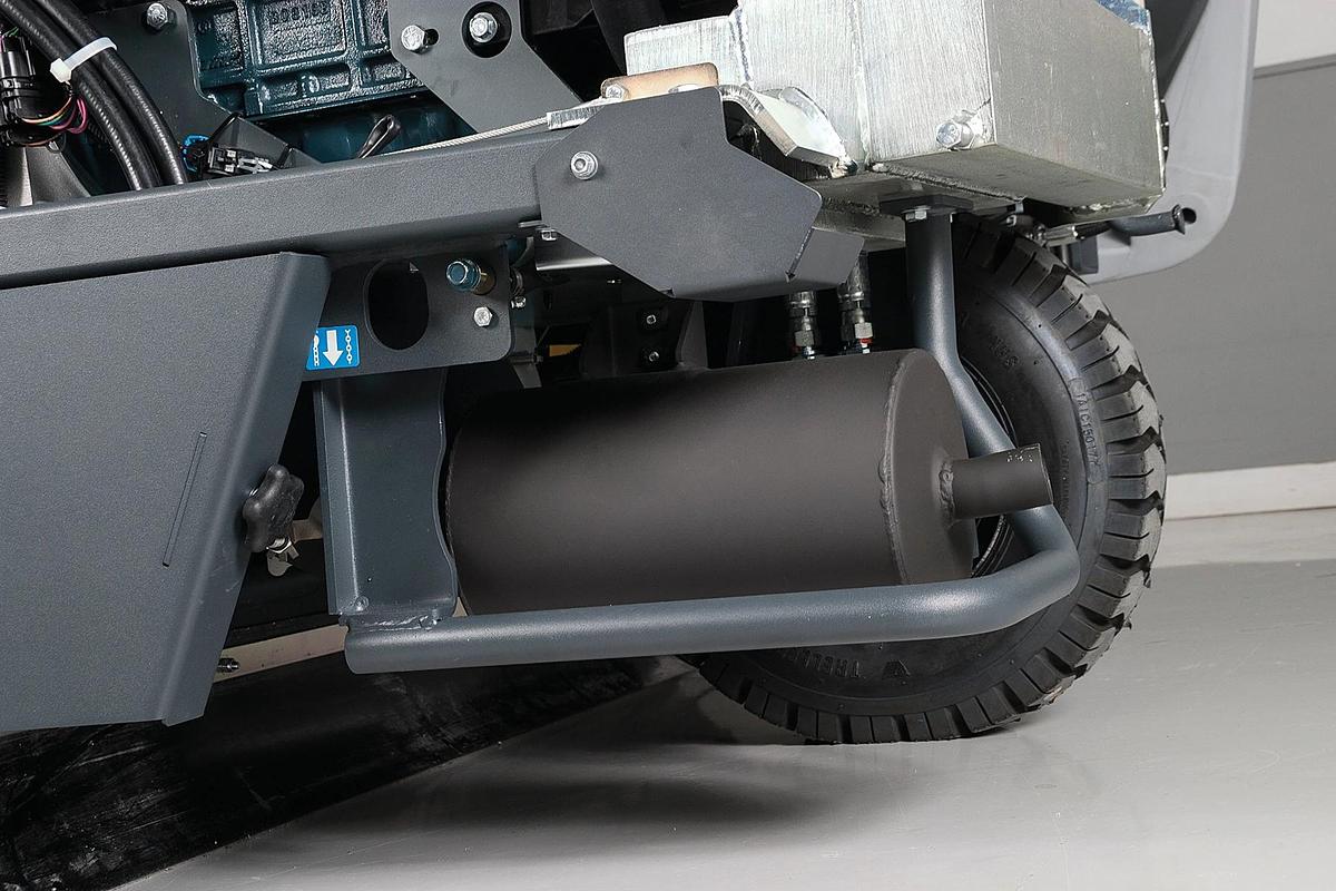 SW8000 65 D