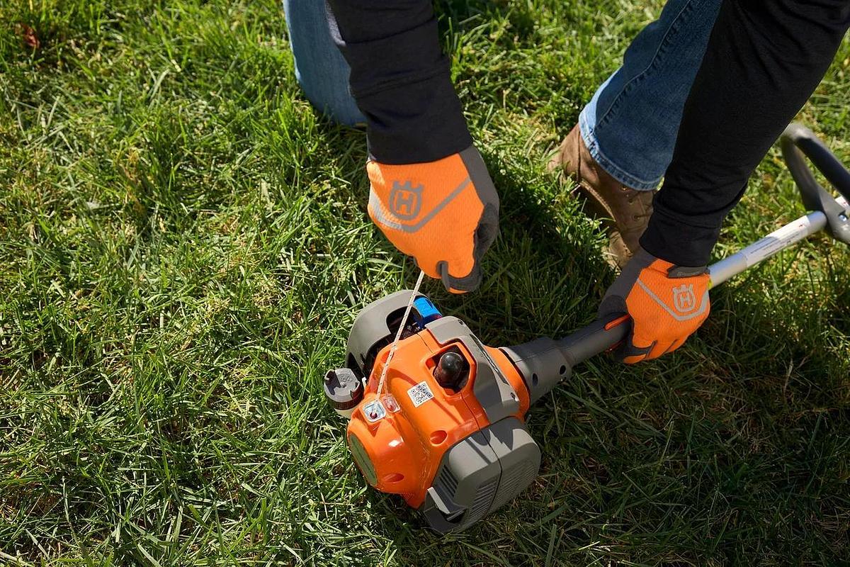 Husqvarna 122LKH