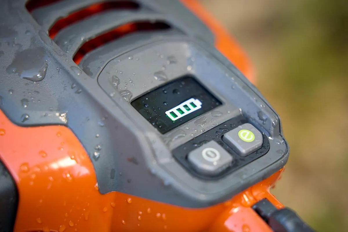 Husqvarna 435i