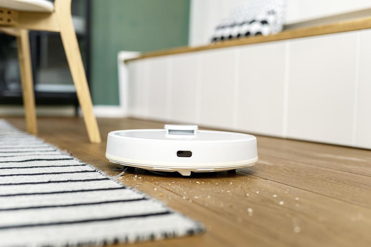 Robot vacuum cleaner with wiping function RCV 3