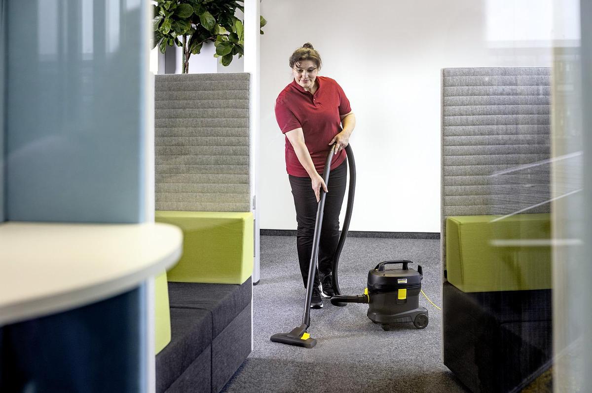 Dry vacuum cleaner T 11/1 Classic Adv Re!Plast