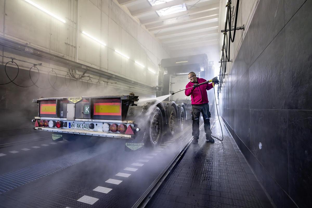 High-pressure cleaning system HDC 60/16 VA