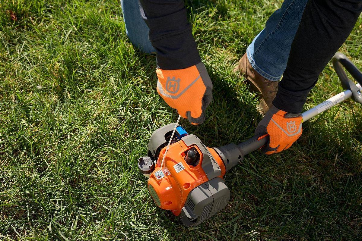 Husqvarna 122LKH