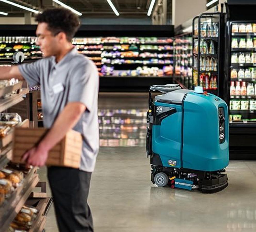 X4 ROVR Autonomous Floor Scrubber