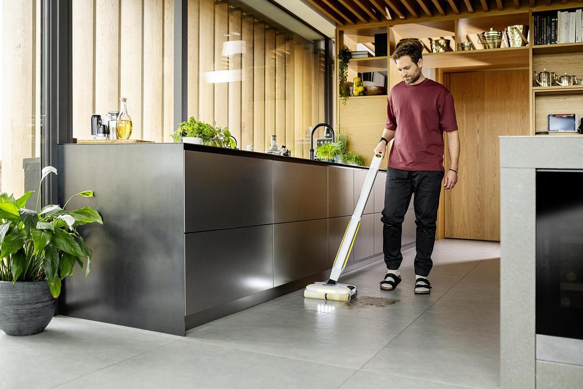 Floor cleaner FC 8 Smart Signature Line