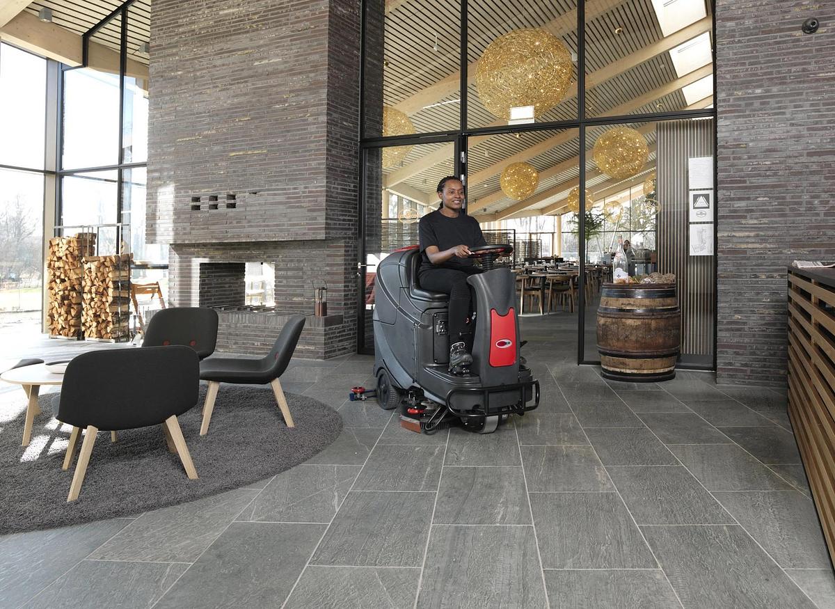 AS710R-US RIDE-ON SCRUBBER 24V