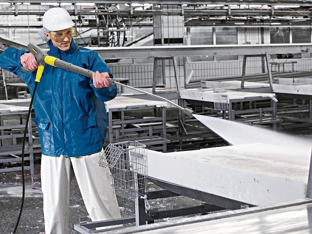 High-pressure cleaner HD 10/15-4 Cage Food