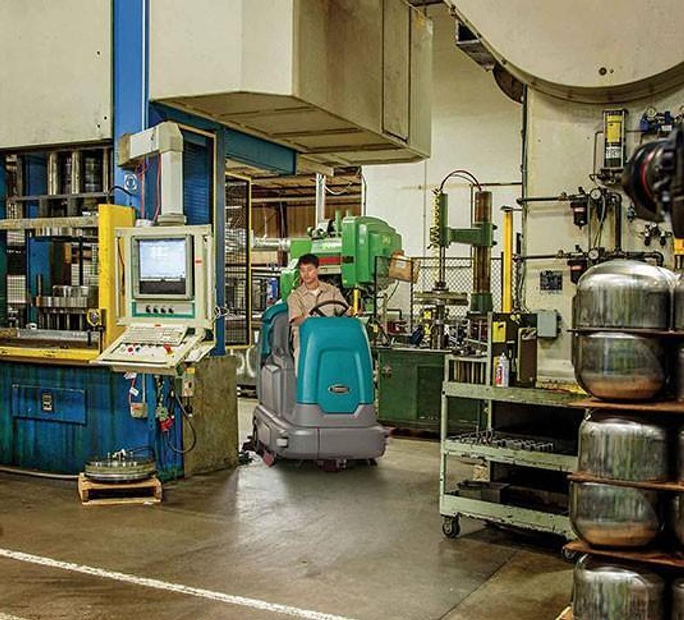 T12 Compact Battery Ride-On Floor Scrubber