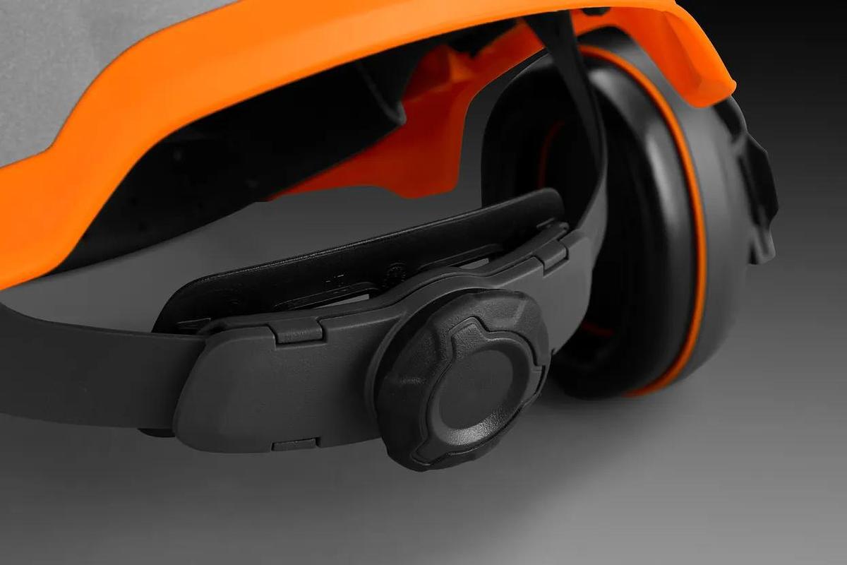 Husqvarna forest helmet, Technical