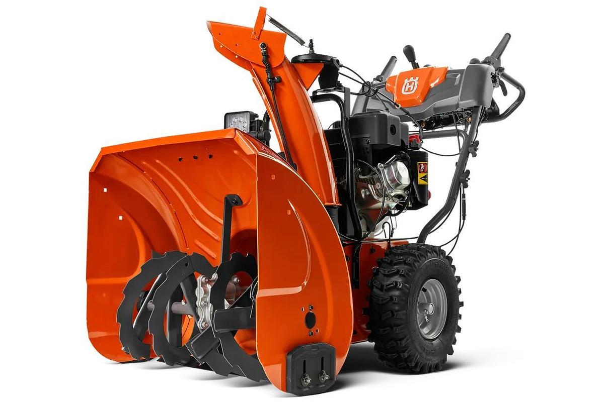 Husqvarna ST 227 Snow Blower