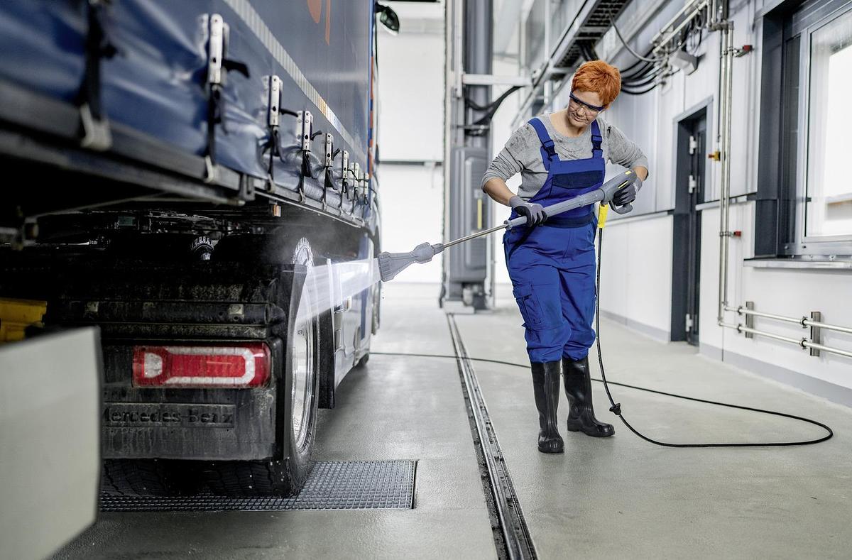 High-pressure cleaner HD 10/21-4St