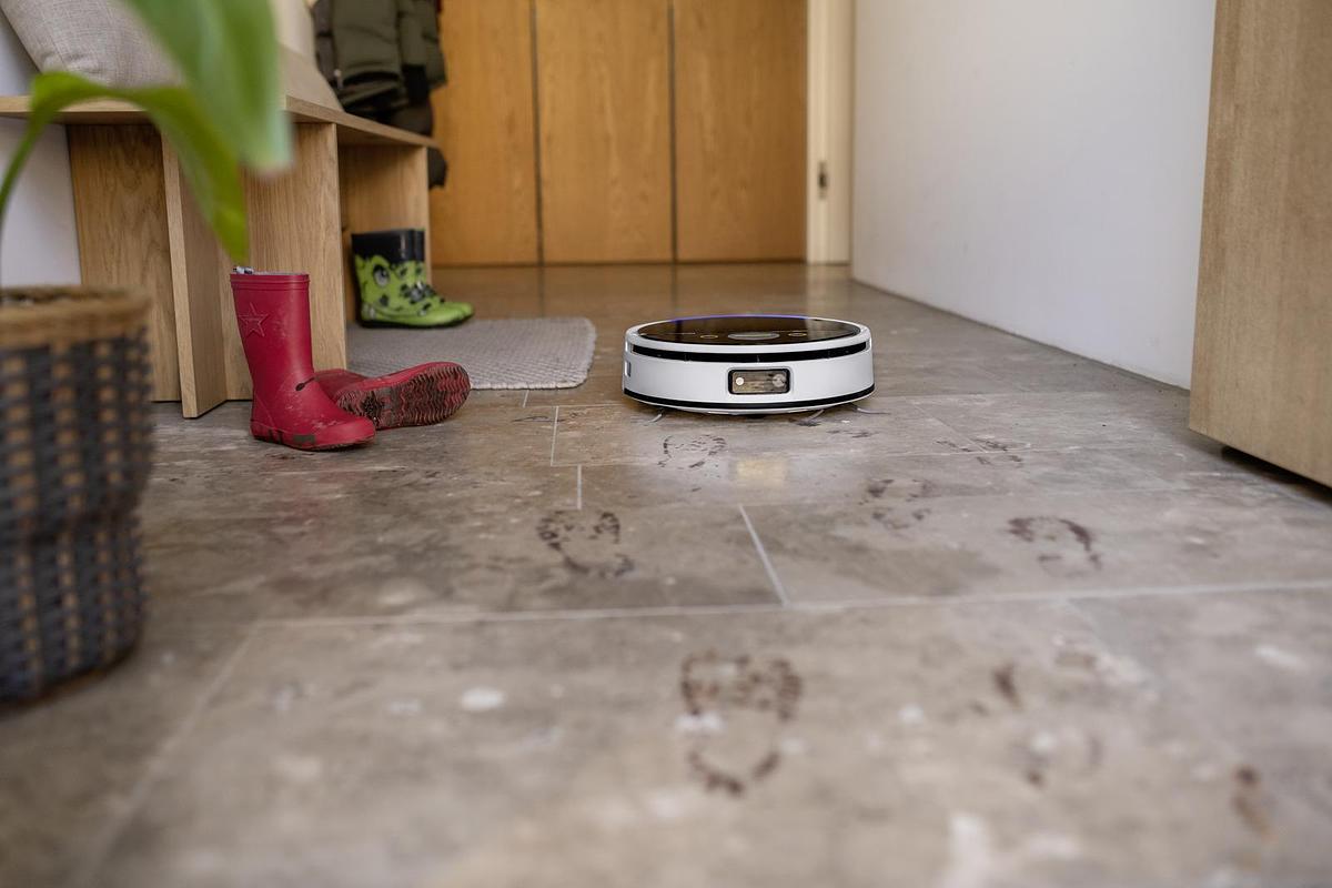 Robot vacuum floor cleaner RVF 7