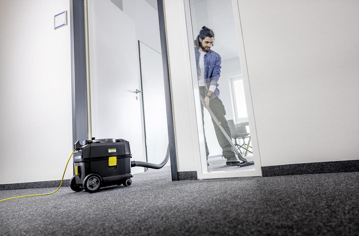 Dry vacuum cleaner T 10/1 Adv HEPA Go!Further