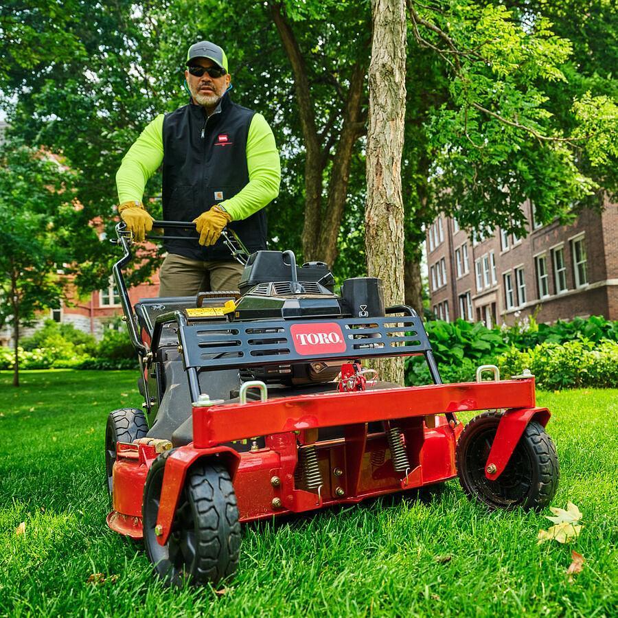 30" TurfMaster® HDX