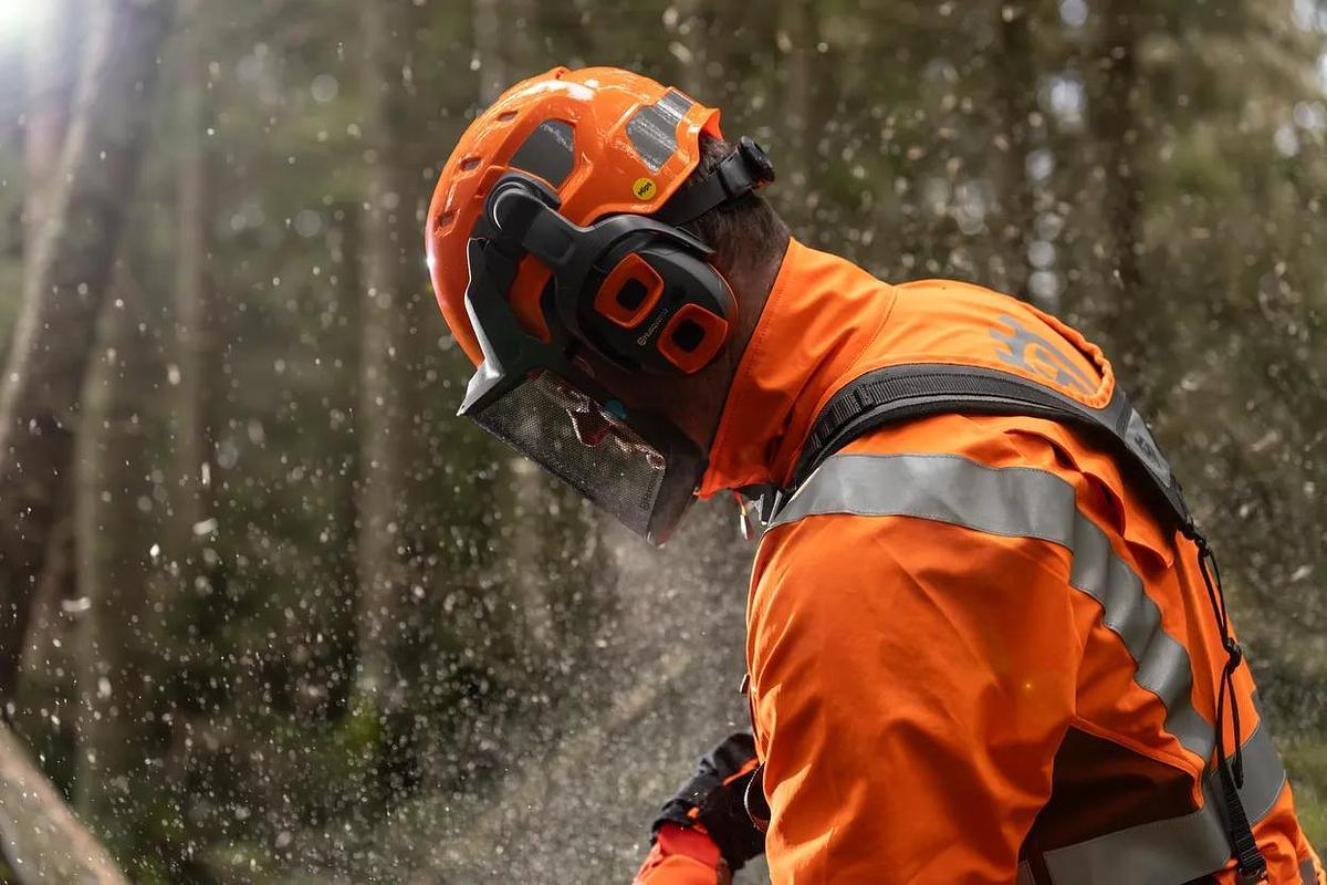 Husqvarna forest helmet, Technical Mips