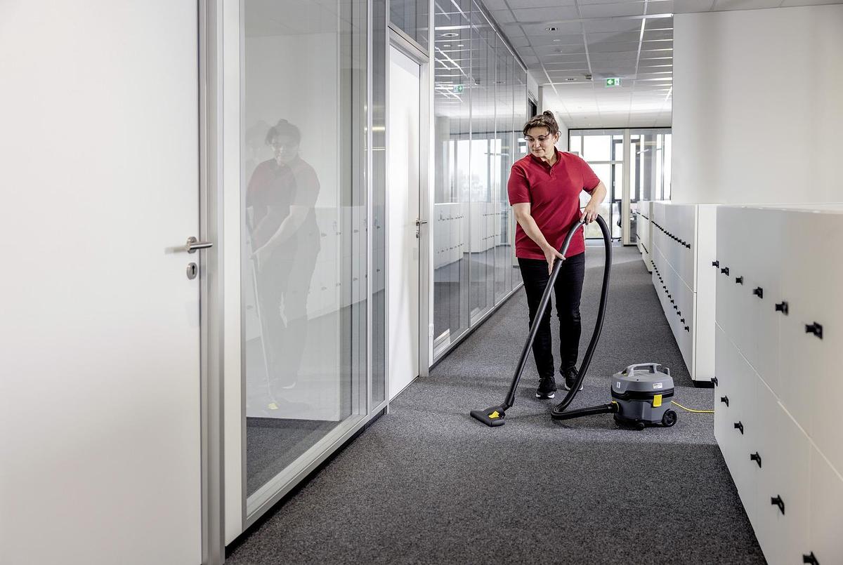 Dry vacuum cleaner T 7/1 Classic Adv