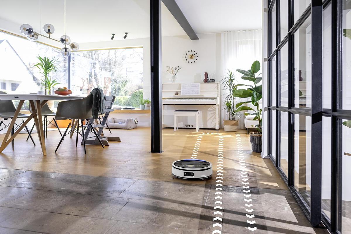 Robot vacuum floor cleaner RVF 7 Comfort