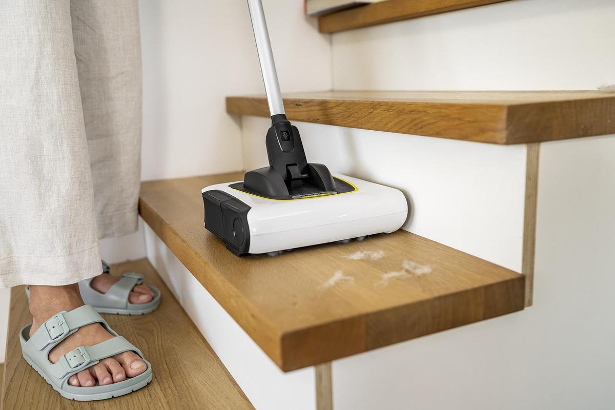 Cordless electric broom KB 5 Advanced