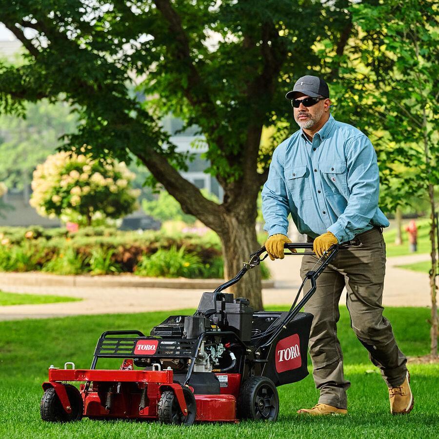 30" TurfMaster® HDX